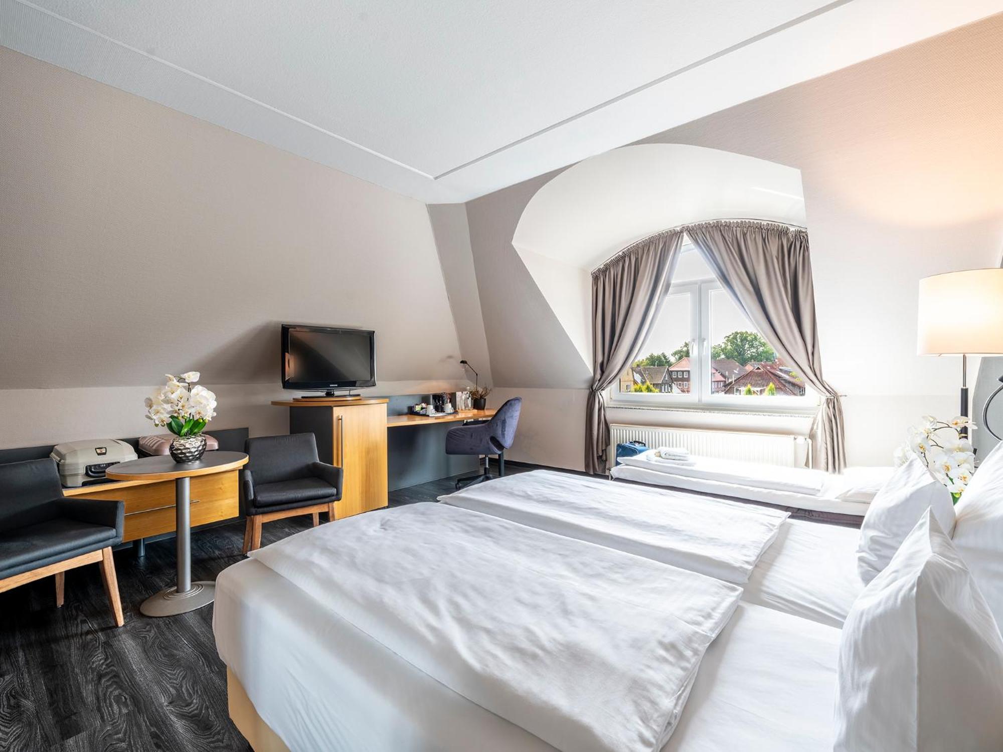 Best Western Hotel Heidehof Hermannsburg Esterno foto